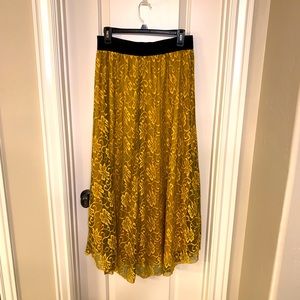 Lace Lucy skirt